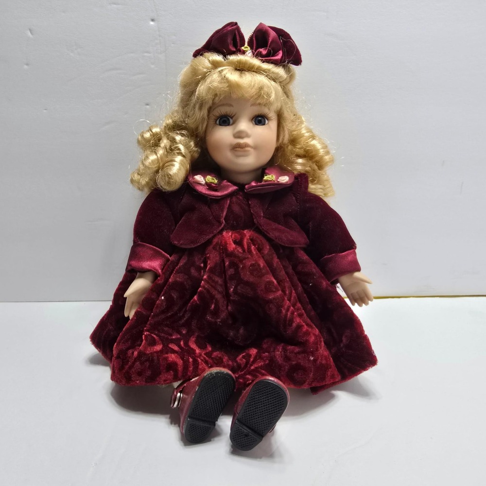 Dandee International Porcelain Musical Doll Burgundy Velvet Dress Blonde Curls